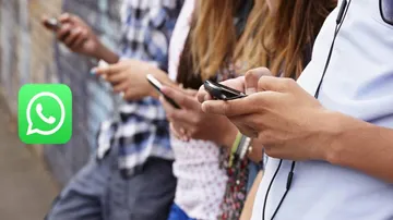 WhatsApp allows teenagers to better express themselves: Study