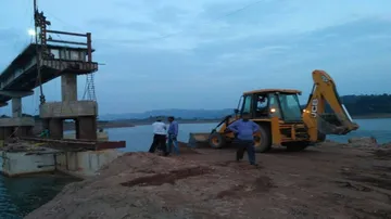 Gurupriya bridge misses deadline again
