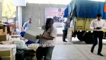 Prabasi Odias offering help to Fani victims allege noncooperation by Odisha govt