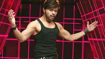 Himesh Reshammiya to marry television actress Sonia Kapoor