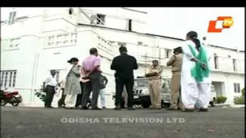 Servitors, temple admn to decide PM’s entry to Srimandir