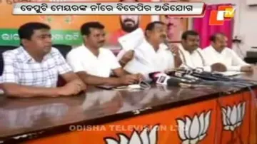 BMC dy mayor cornered low-cost houses for relatives: BJP