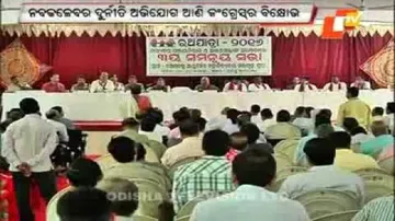 Devotees can't touch deities on Snan Mandap, Chariot