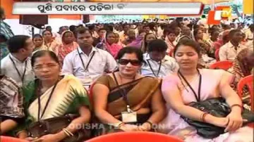 Bhakta, Prasad in war of words again