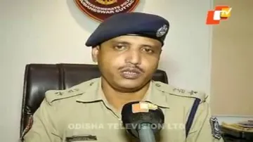Capital hospital turns family rendezvous for jailed chit fund accused!