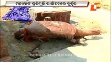 Police probing damage to Gandhi statue in Jyoti Vihar