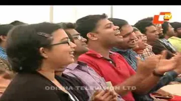 PM felicitates three achievers from Odisha