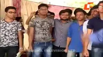 VIMSAR junior doctors gherao director, superintendent