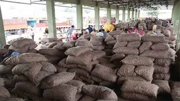 Food Prices Decelerate India's March Retail Inflation To 5.91%