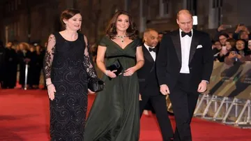 Kate Middleton defies black dress code at BAFTA