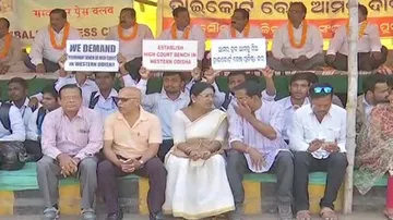 Lawyers shut down centre, state govt offices in western Odisha