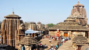 Chewing Pan, Gutkha Inside Lingaraj Temple To Attract Fine