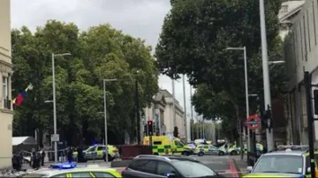Car hits crowd near London museum, many injured