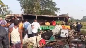 Truck Carrying Jatra Artistes Overturns In Odisha, 13 Injured
