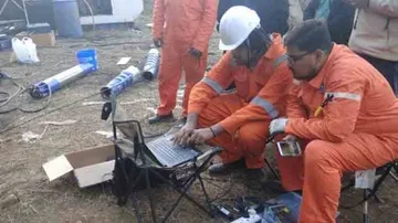 Navy divers detect body in Meghalaya mine