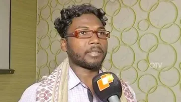 Poverty-stricken Odisha youth sets inspiring example