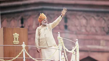 Over Rs 3 lakh cr came into system after note ban: Modi