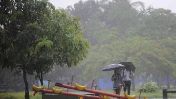 Monsoon covers entire India ahead of schedule