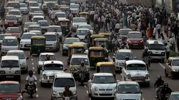 Manufacturers Should Provide Basic Safety Features In Vehicles: Gadkari