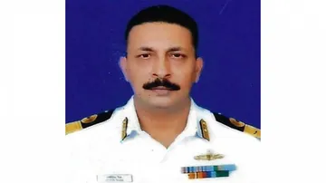Navy's Comm Jyotin Raina Awarded Nao Sena Medal For Operational Preparedness Post Pulwama
