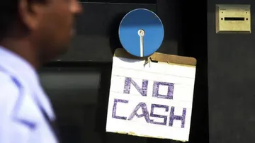Alert! From February 2019, No Cash Refilling In ATMs After 9 PM
