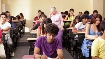1,000 colleges ineligible for BEd and DEd admissions