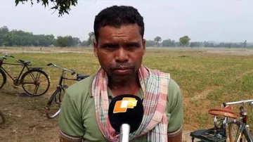 Daily Labourer In Odisha Gets Income Tax Notice For Transaction Over Crores