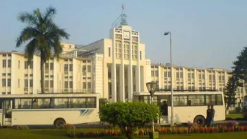 Odisha suspends four doctors in Fani-hit Puri for dereliction of duty