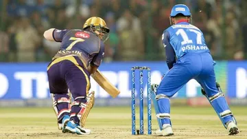 IPL: Pant's stump mic chatter causes uproar on social media