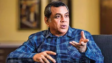 Paresh Rawal Apologises To Doctor