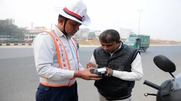 Pay cashless traffic fines on Paytm now