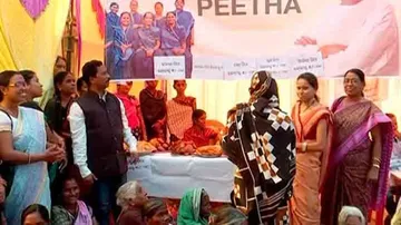 Opposition slams 'PEETHA', calls it a stunt to woo voters in 2019 elections