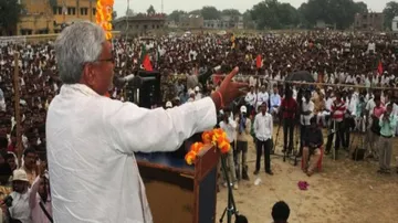 Makhdumpur: Road that cuts through. divides politics of caste