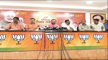 Naveen govt encouraged ponzi scam in Odisha: Javadekar