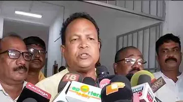 Discussions with agitating teachers fail; protests to continue