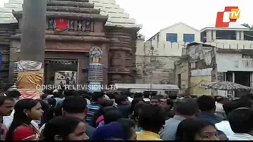 Rituals hit at Puri Srimandir following servitor-police face-off