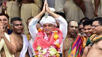 Odisha Fights Corona: Puri King Signs Up For Home Quarantine After US-Return