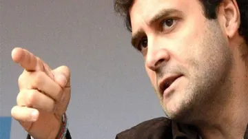 Rahul attacks Modi, says farmers too part of 'Make in India'