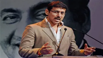 Government to privatise stadiums