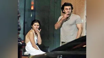 Mahira Khan trolled over smoking pictures with Ranbir Kapoor