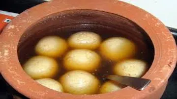 Sweet and sour: The great battle over 'Rosogolla' origins