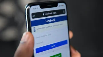 Meta, Facebook