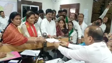 Dipali Das Filing Nomination Papers