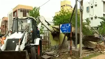 Ganja mafia arrested, shop bulldozed in Bhubaneswar 