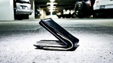 Peak Bengaluru moment: Man loses his wallet, gets it back within hours; Internet amused