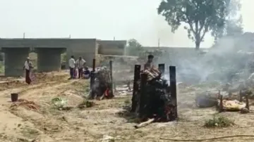 Tragic! Man dies of shock after learning about son's death in Odisha's Subarnapur