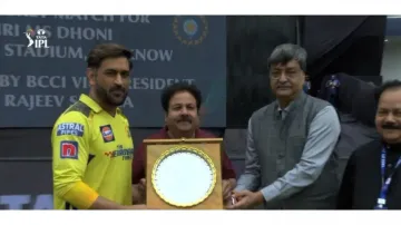 IPL 2023: Dhoni felicitated by BCCI vice-president for his first match at Ekana Cricket Stadium