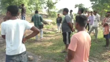 Unable to bear wife’s death, man ends life in Bolangir
