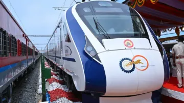 Puri-Howrah Vande Bharat Express