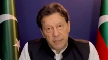 Police get warrant to search Imran Khan's Zaman Park residence